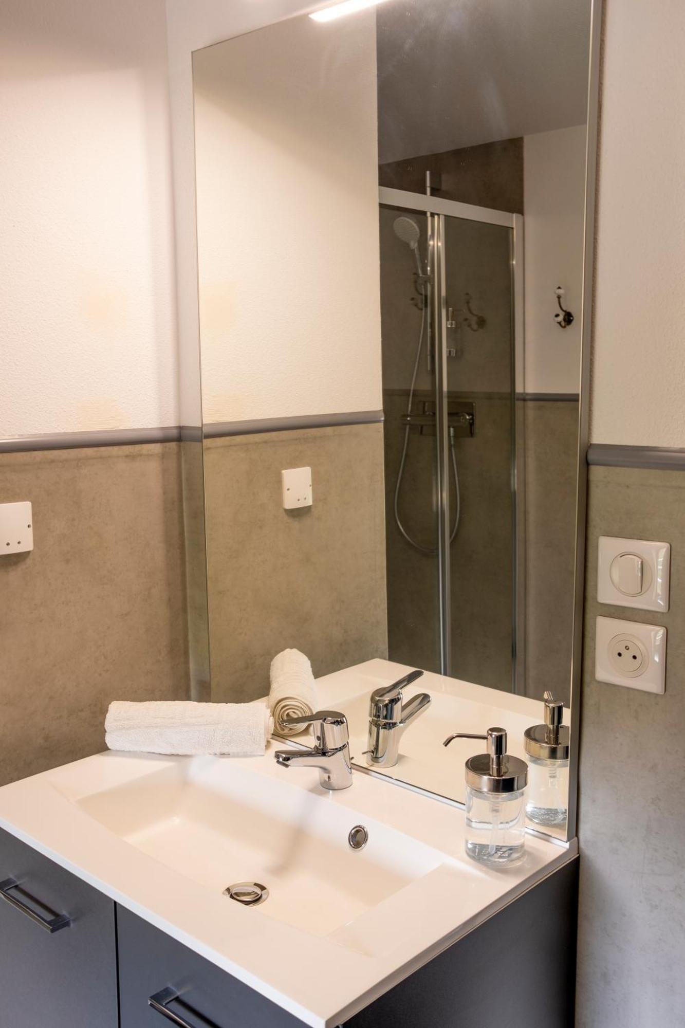 L'Auberge Du Campos Saint-Pierre-Duchamp Екстер'єр фото