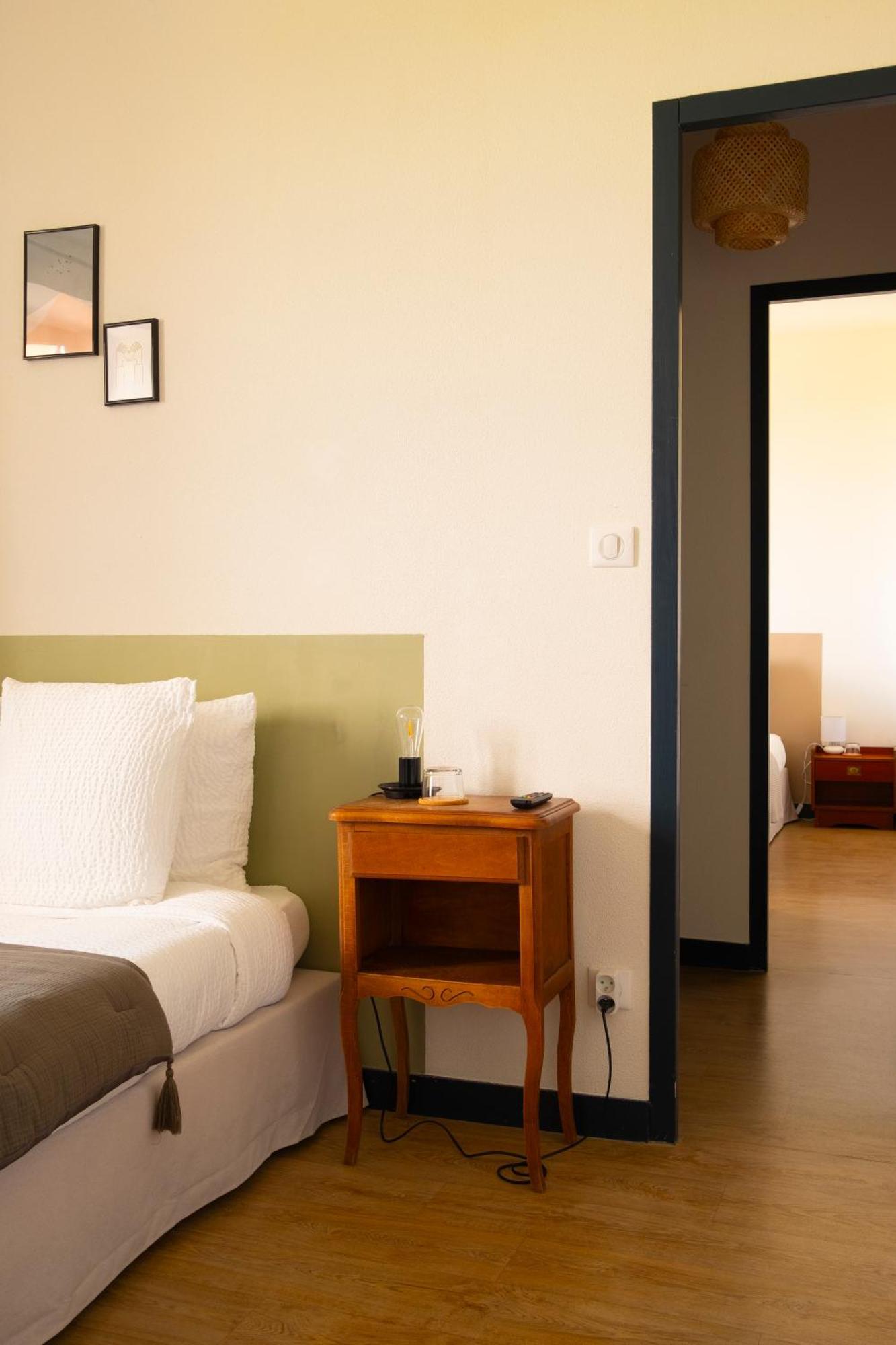 L'Auberge Du Campos Saint-Pierre-Duchamp Екстер'єр фото